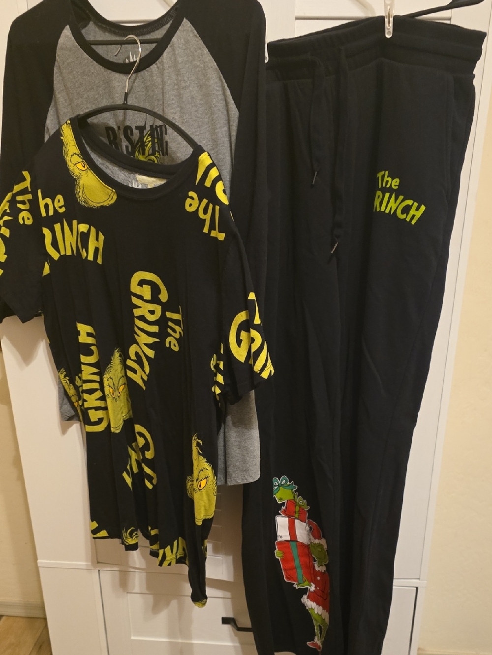 3 Piece Torrid Grinch Pajama Set - Licensed Character PJs